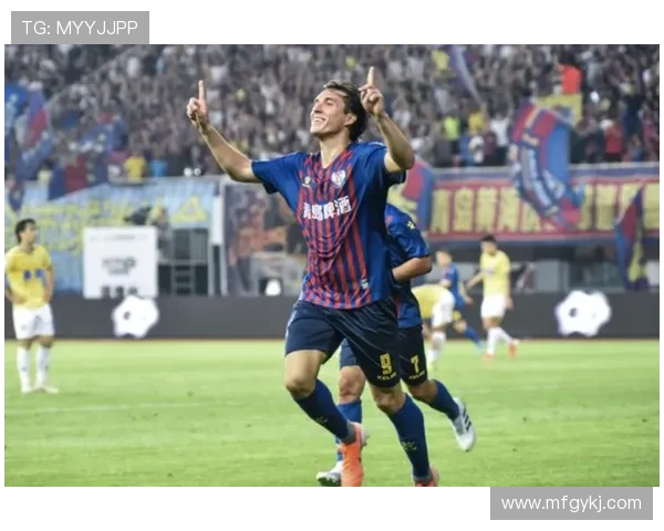 上海足球队以71分领跑世界锦标赛积分榜展现强劲实力