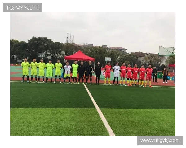 上海足球队总决赛精彩表现分析团队协作的重要性与未来展望 上海足球队总决赛精彩表现分析团队协作的重要性与未来展望